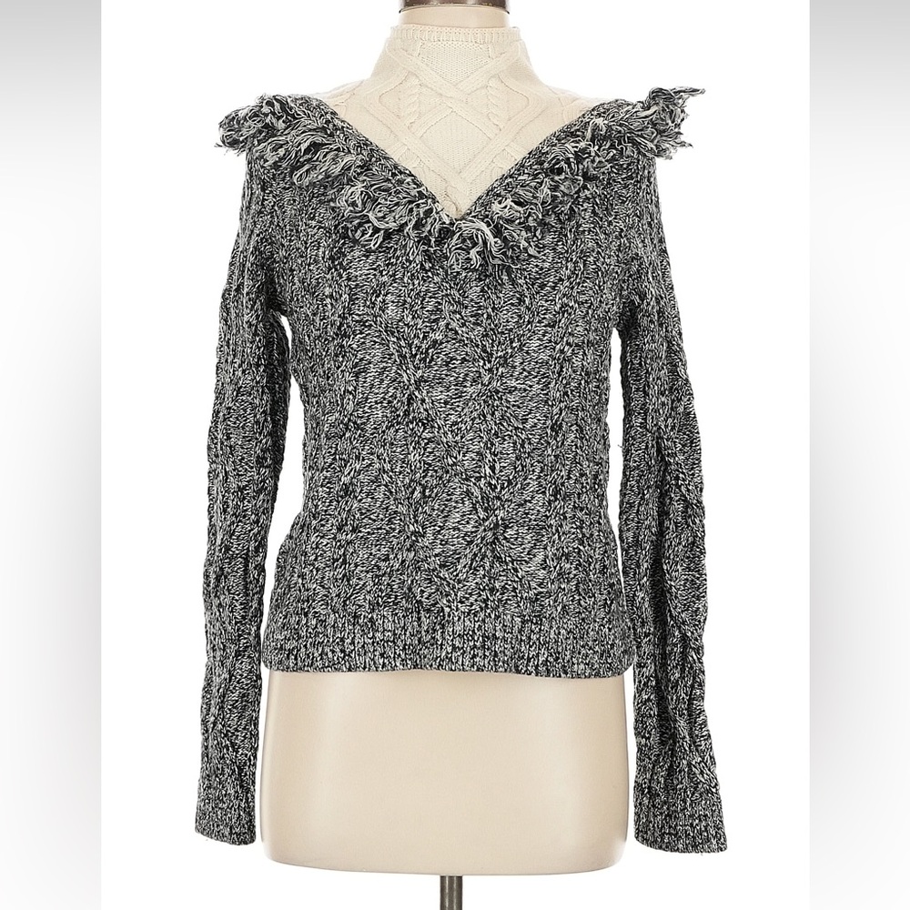 INTERMIX Black and Cream V-Neck Wool Viscose Blend Sweater Size M